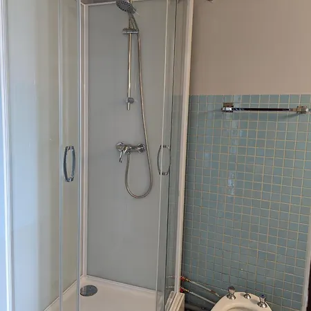 Studio 63M2 3Eme Etage Ou Chambre Dans Appartement 2Eme Etage Pour Sejours A Moulins Moulins  Exterior photo